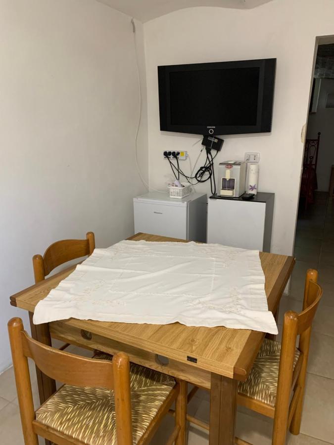Casa Di Campagna Villa De Luca Bellante Bagian luar foto