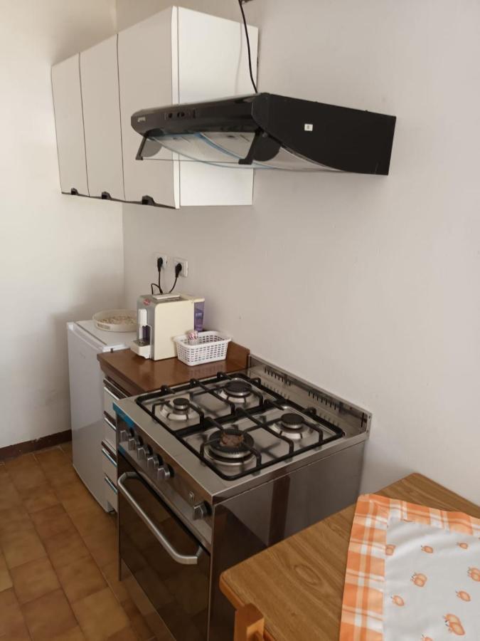 Casa Di Campagna Villa De Luca Bellante Bagian luar foto
